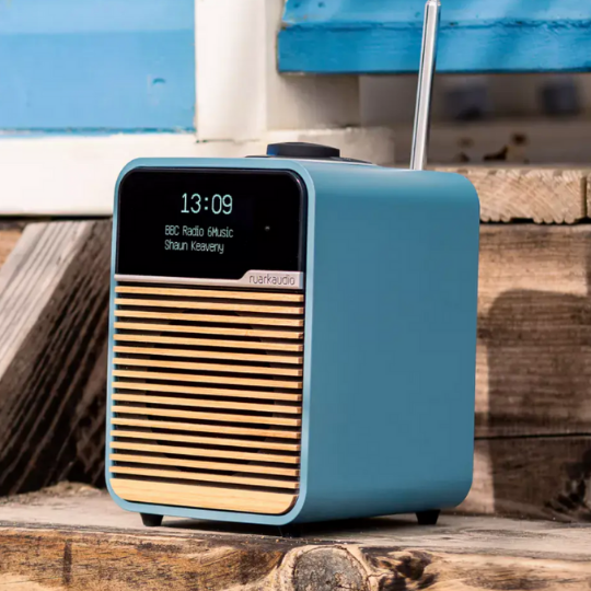 Ruark R1 Beach Hut Blue Radio DAB+ at the beach house radio